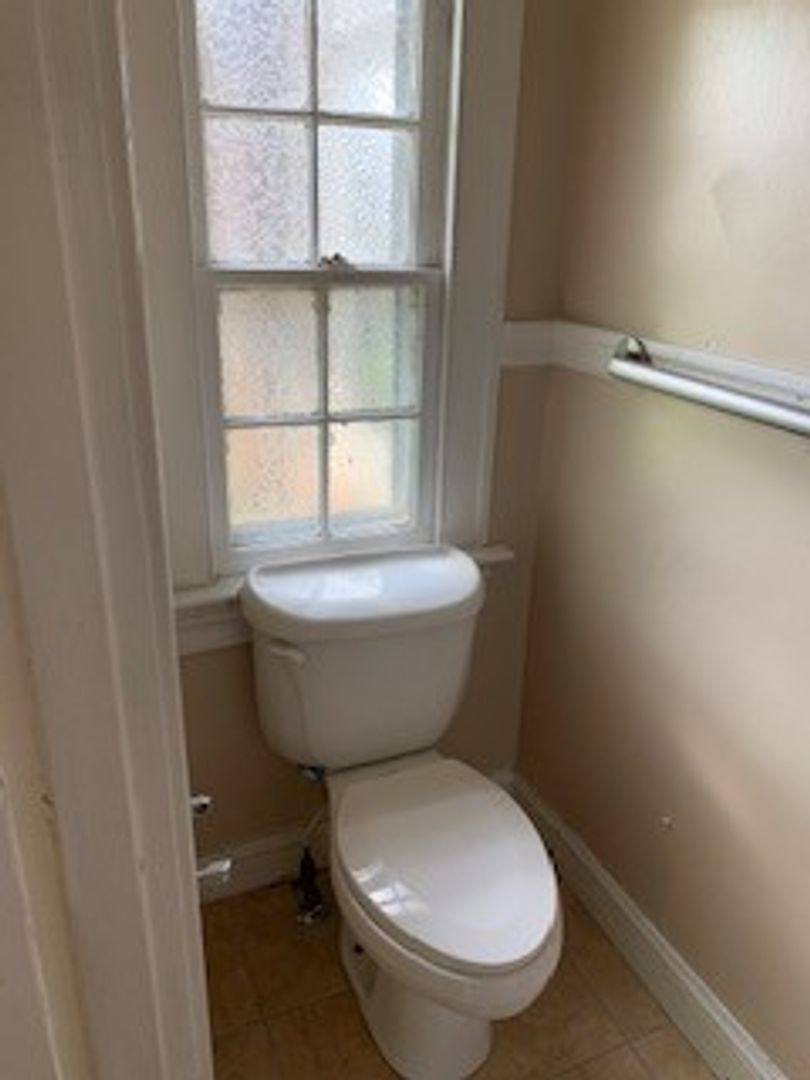 Apartment for rent at 310 & 312 Washington St, Lynchburg, VA 24504