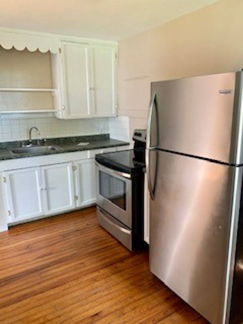 Apartment for rent at 310 & 312 Washington St, Lynchburg, VA 24504