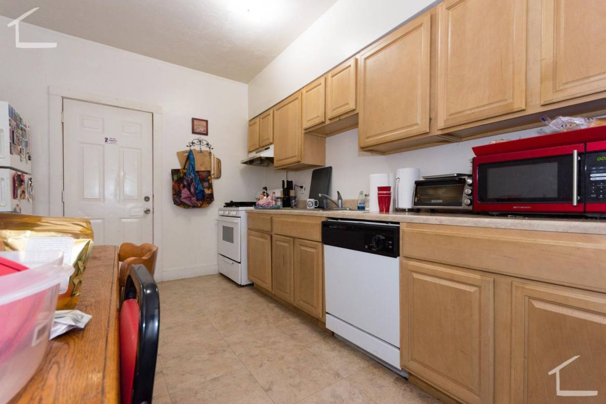 Apartment for rent at 11 Ashford St #2, Allston, MA 02134