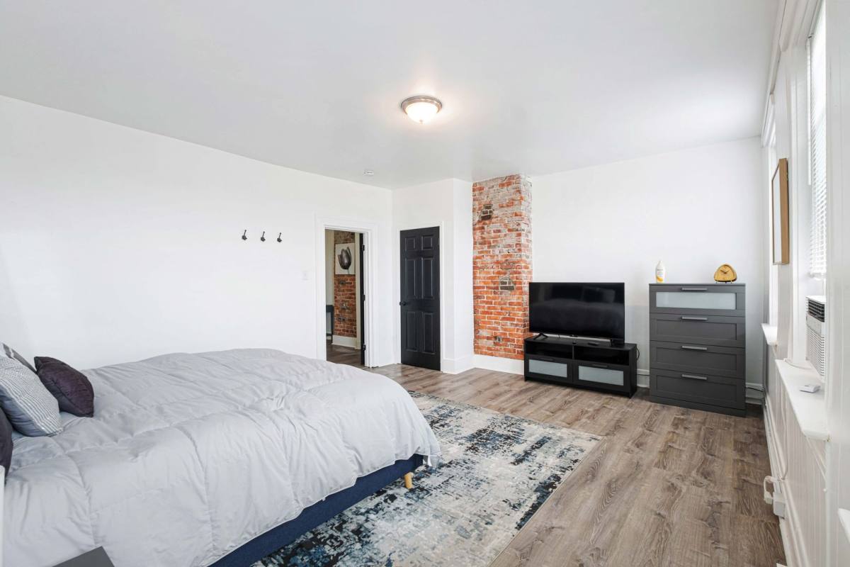 Apartment for rent at 3358 Ridgway St, Pittsburgh, PA 15213