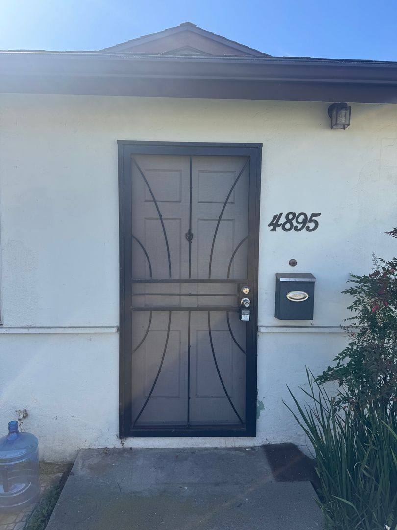 Apartment for rent at 4893-97 Coconino Way, San Diego, CA 92117