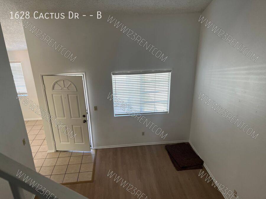 Townhouse for rent at 1628 Cactus Dr #B, Lancaster, CA 93535
