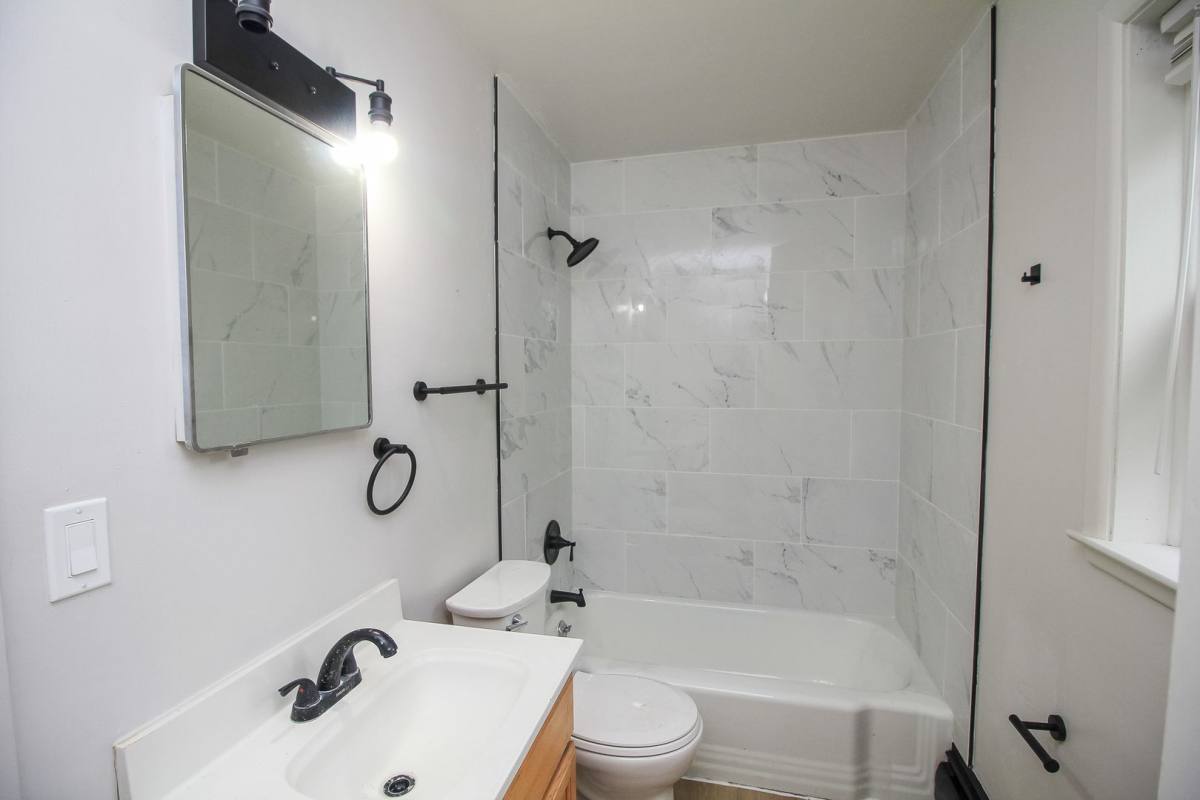 Apartment for rent at 615 W 15th St, Sioux Falls, SD 57104