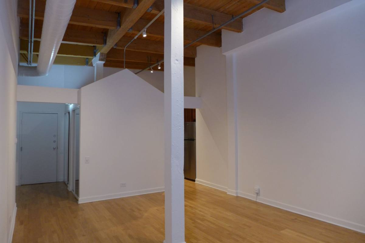 Apartment for rent at 525 S Dearborn, Chicago, IL 60605