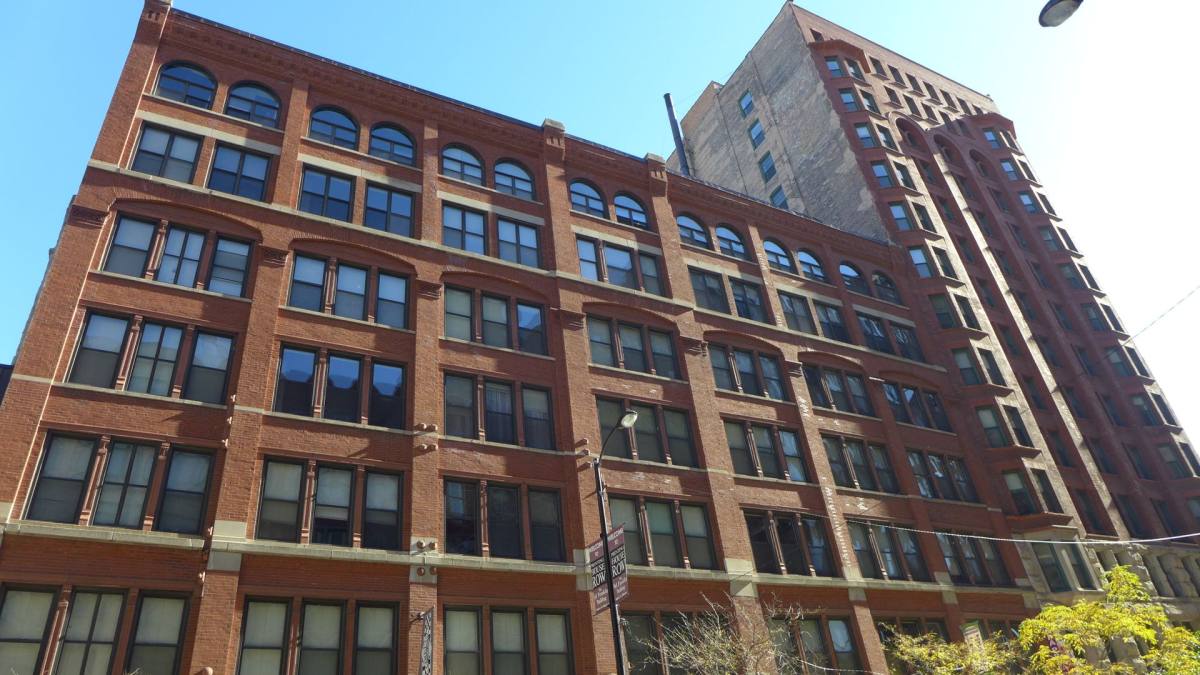 Apartment for rent at 525 S Dearborn, Chicago, IL 60605