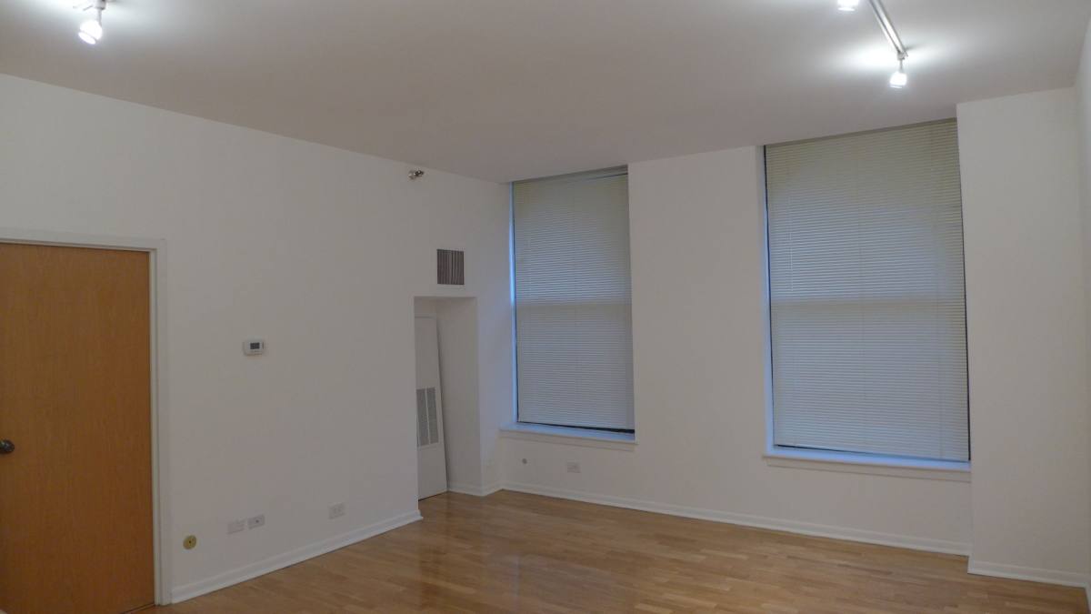 Apartment for rent at 537 S Dearborn, Chicago, IL 60605