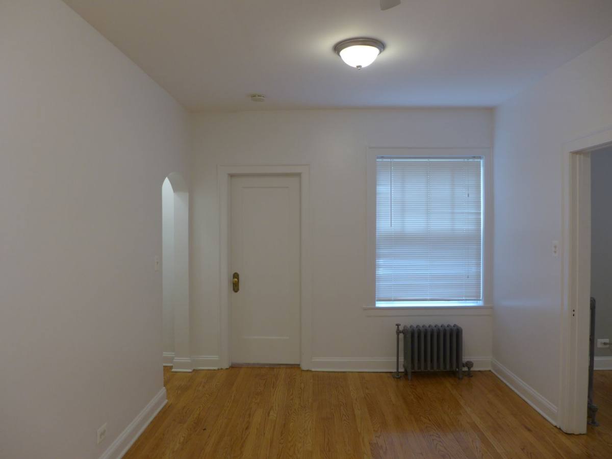 Apartment for rent at 3955 N Lamon, Chicago, IL 60641