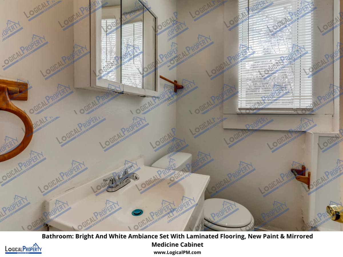 Apartment for rent at 7228 Chalmers Ave Uppr #CHALMERS U, Warren, MI 48091