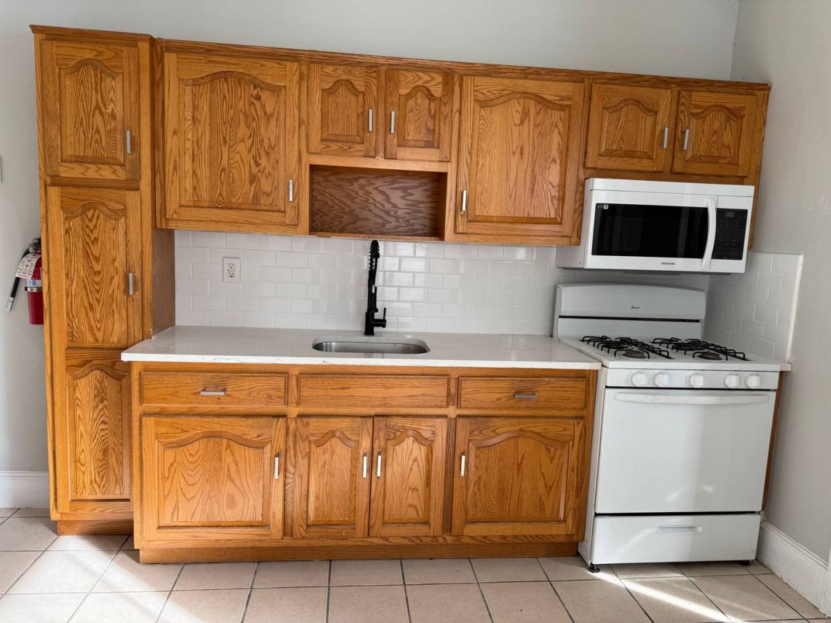 Apartment for rent at 96-98 Wallace St, Red Bank, NJ 07701