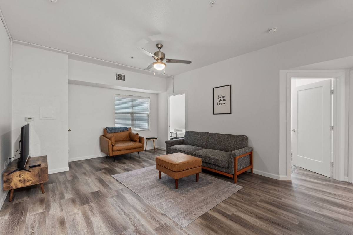 Apartment for rent at 911 W 22nd St, Austin, TX 78705