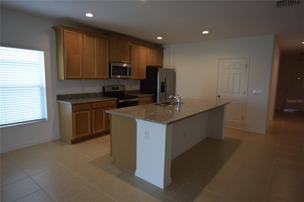Apartment for rent at 471 Ironside Trail Dr #471, Groveland, FL 34736