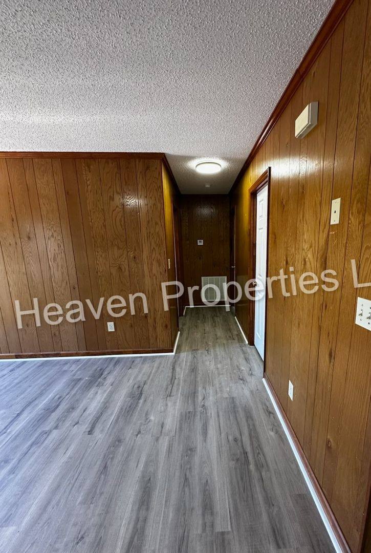 Apartment for rent at 301 Williamson St, Lexington, NC 27292