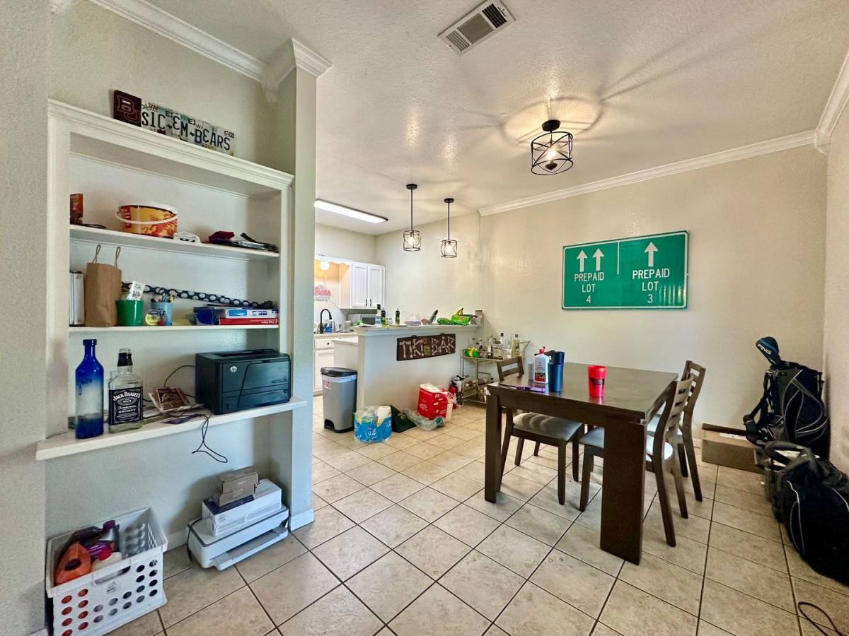 Apartment for rent at 1231 Wood Ave, Waco, TX 76706