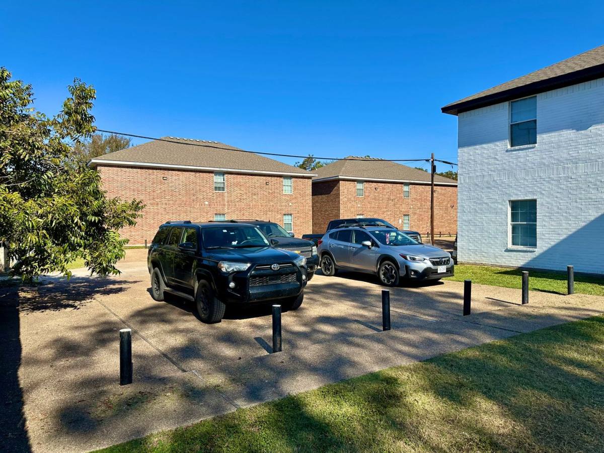 Apartment for rent at 1231 Wood Ave, Waco, TX 76706