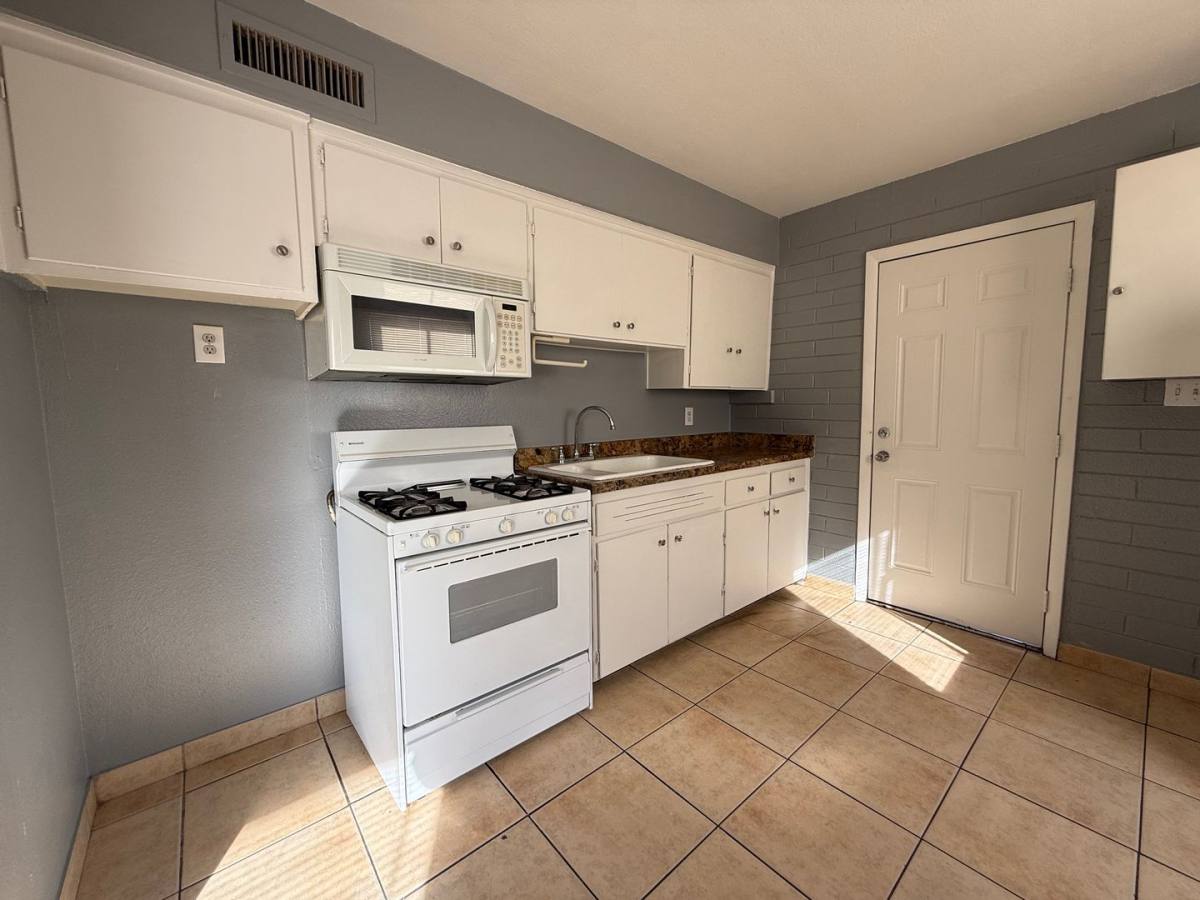 Apartment for rent at 5123 N 28th Dr, Phoenix, AZ 85017