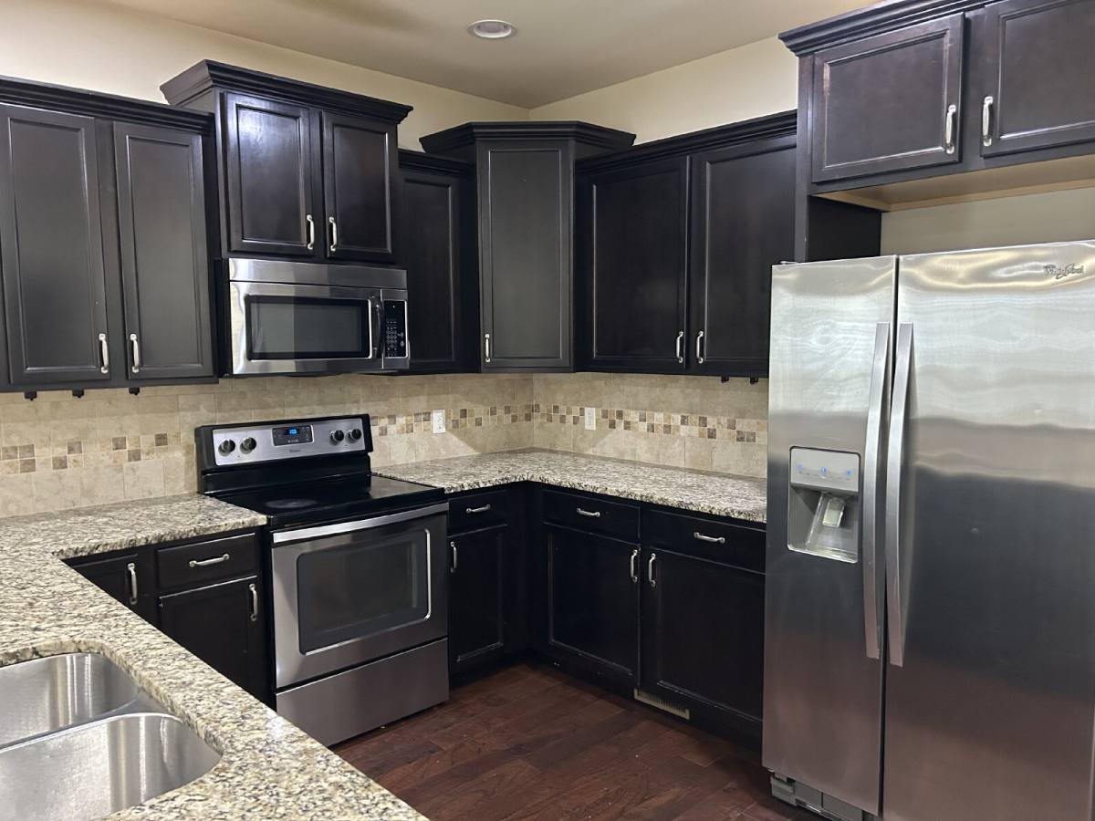 Townhouse for rent at 667 Cooper Square, Cookeville, TN 38506