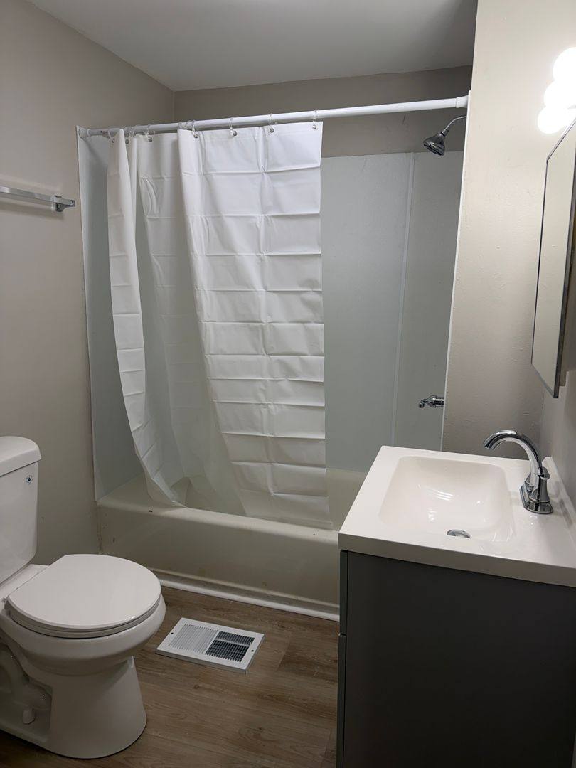 Apartment for rent at 861 N Drexel Ave, Indianapolis, IN 46201