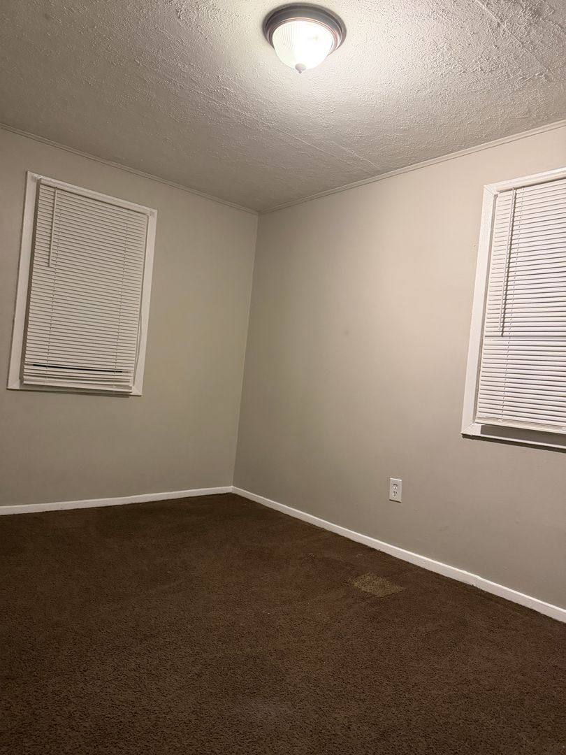 Apartment for rent at 861 N Drexel Ave, Indianapolis, IN 46201