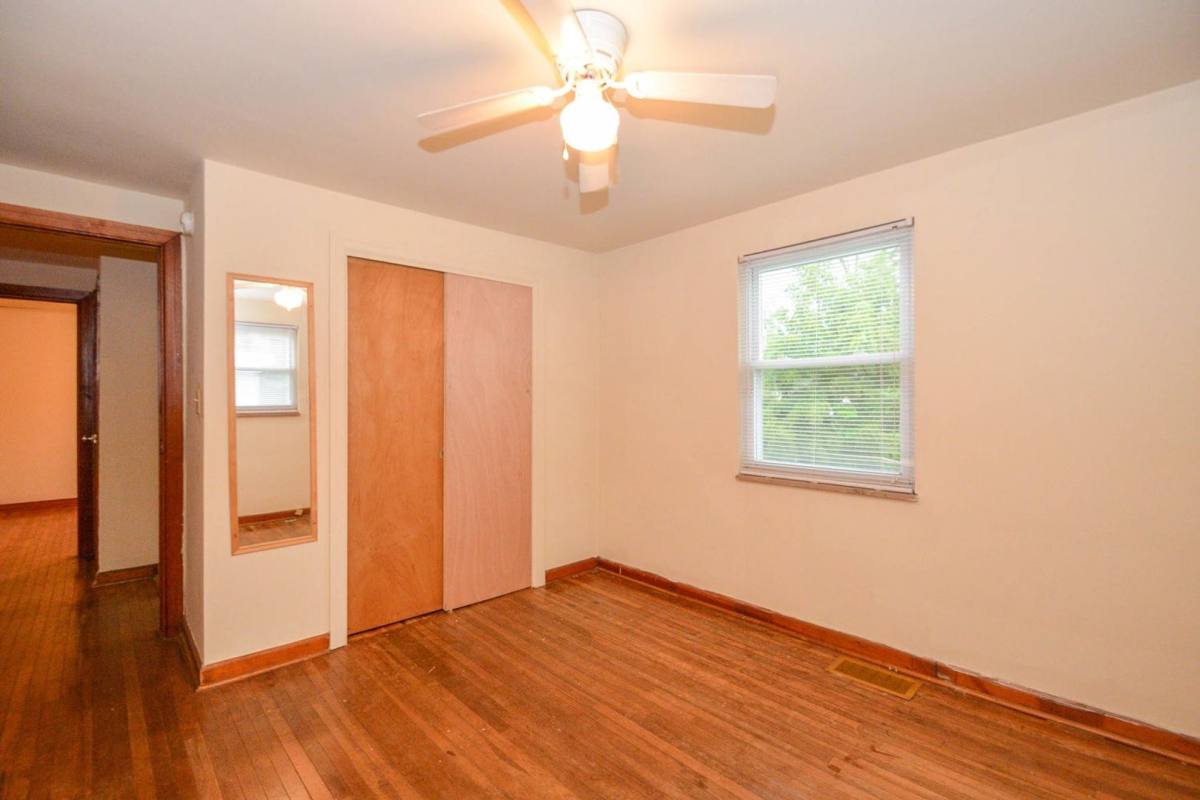 House for rent at 207 E 14th St, Bloomington, IN 47408
