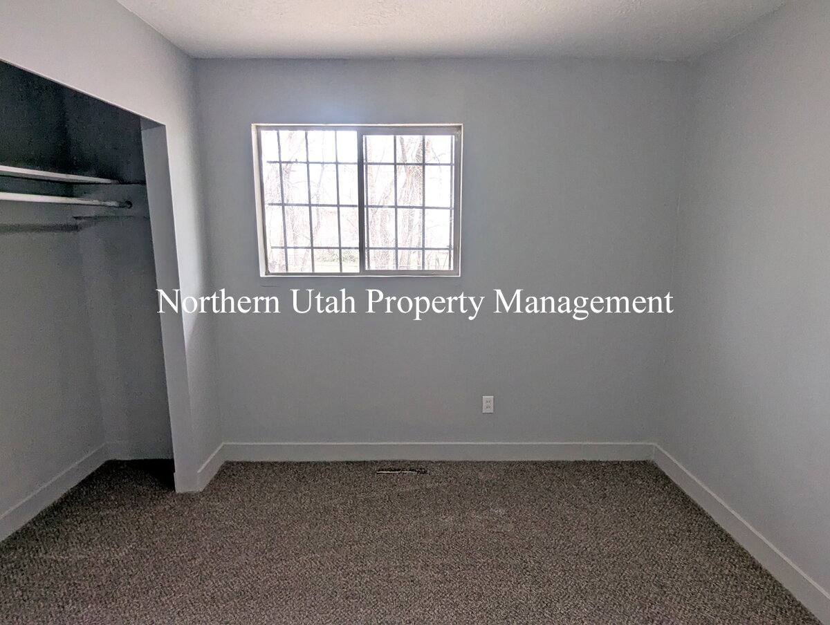 Townhouse for rent at 2056 Gramercy Ave, Ogden, UT 84401