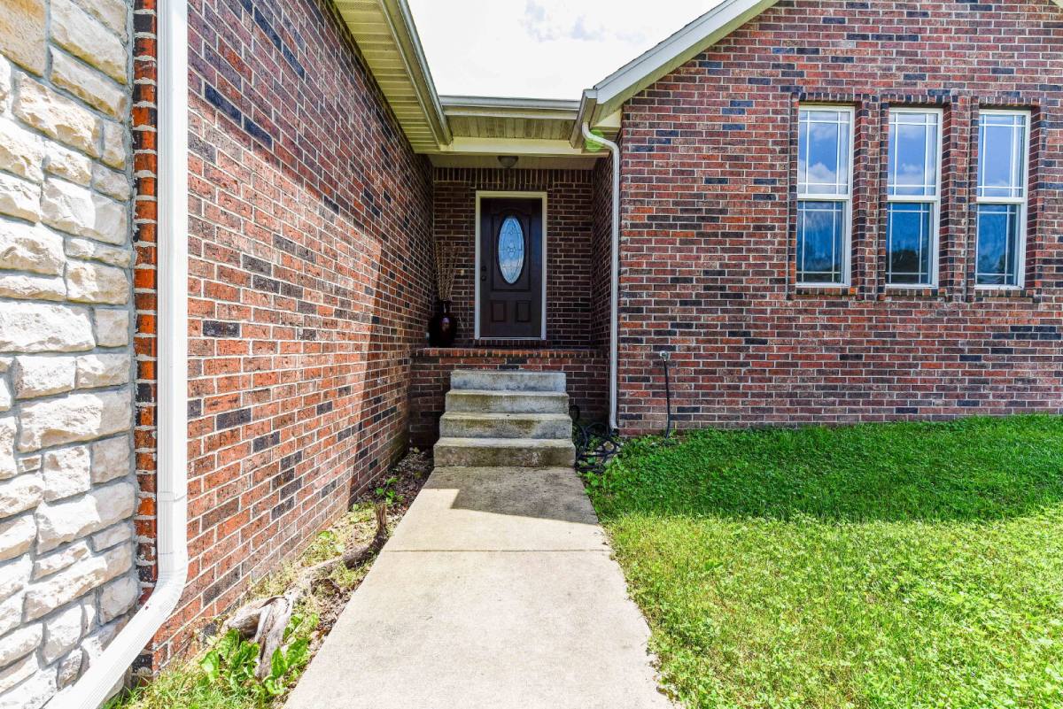 House for rent at 370 Southwoods Way, Branson, MO 65616