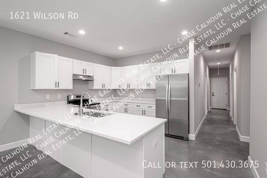 House for rent at 1621 Wilson Rd, Little Rock, AR 72205