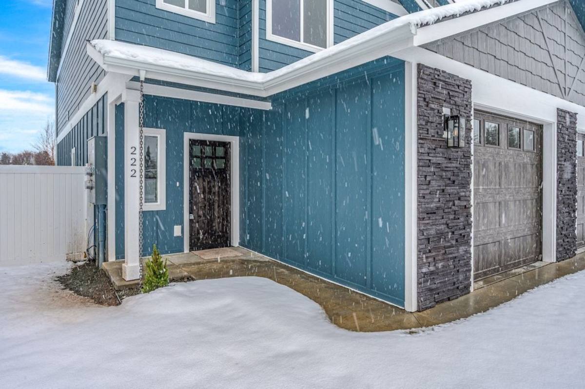 Townhouse for rent at 222 E Lobo Loop, Hayden, ID 83835