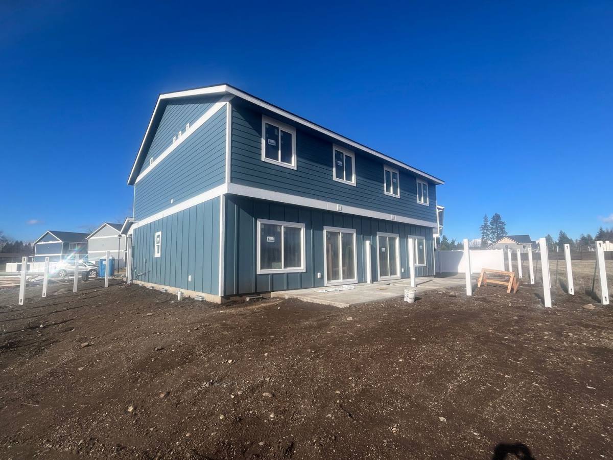 Townhouse for rent at 222 E Lobo Loop, Hayden, ID 83835