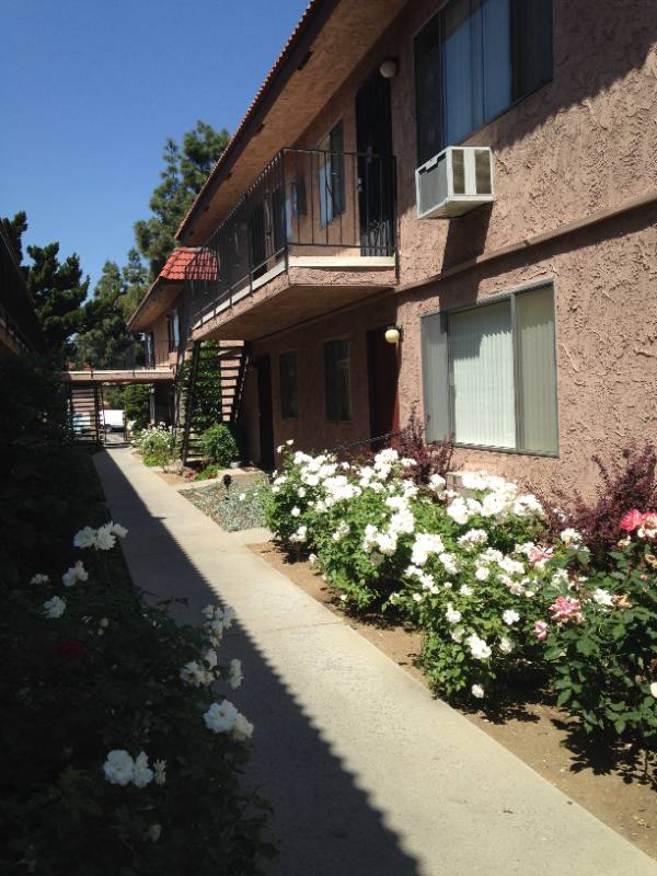 Apartment for rent at 5132 N Glendora Ave #10, Covina, CA 91724