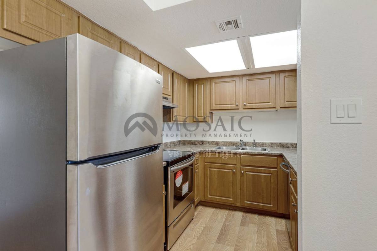 Condo for rent at 3810 N Maryvale Parkway #1050, Phoenix, AZ 85031