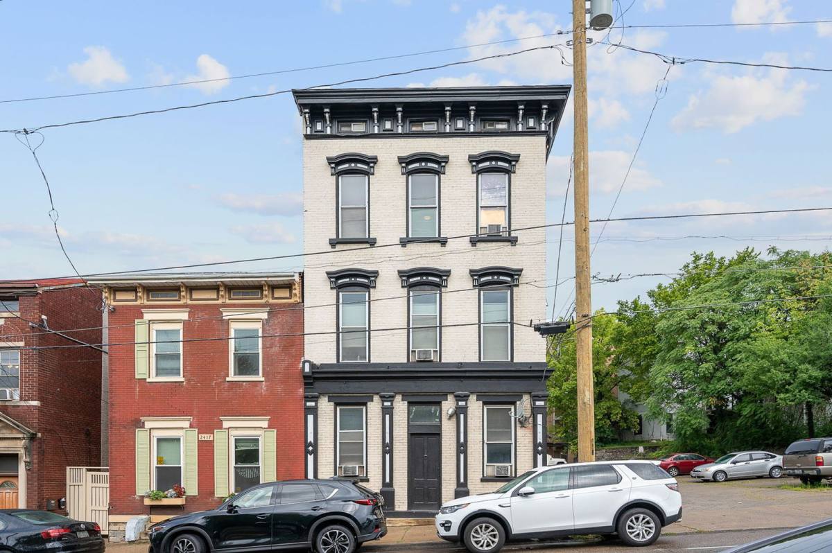 Apartment for rent at 2419 Vine St #5, Cincinnati, OH 45219