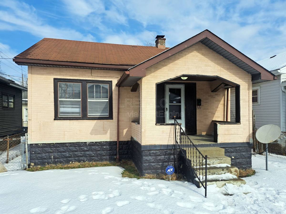 House for rent at 2733 Chase Court, Louisville, KY 40211