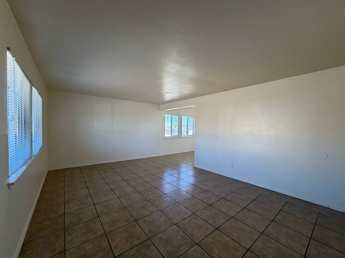 Apartment for rent at 900902 E Navajo St, Barstow, CA 92311