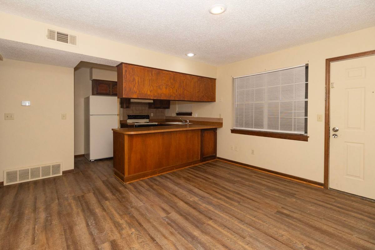 Apartment for rent at 1013 2nd St, Platte City, MO 64079