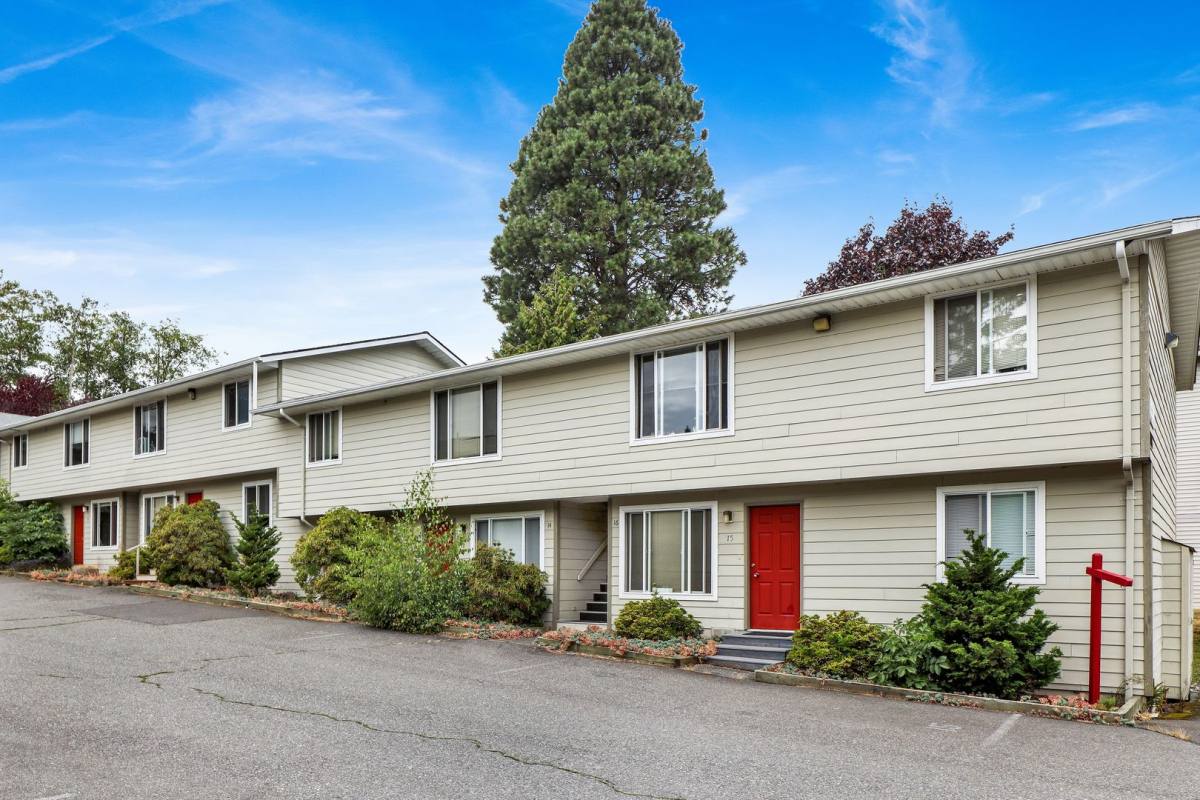 Apartment for rent at 1014 23rd St, Bellingham, WA 98225