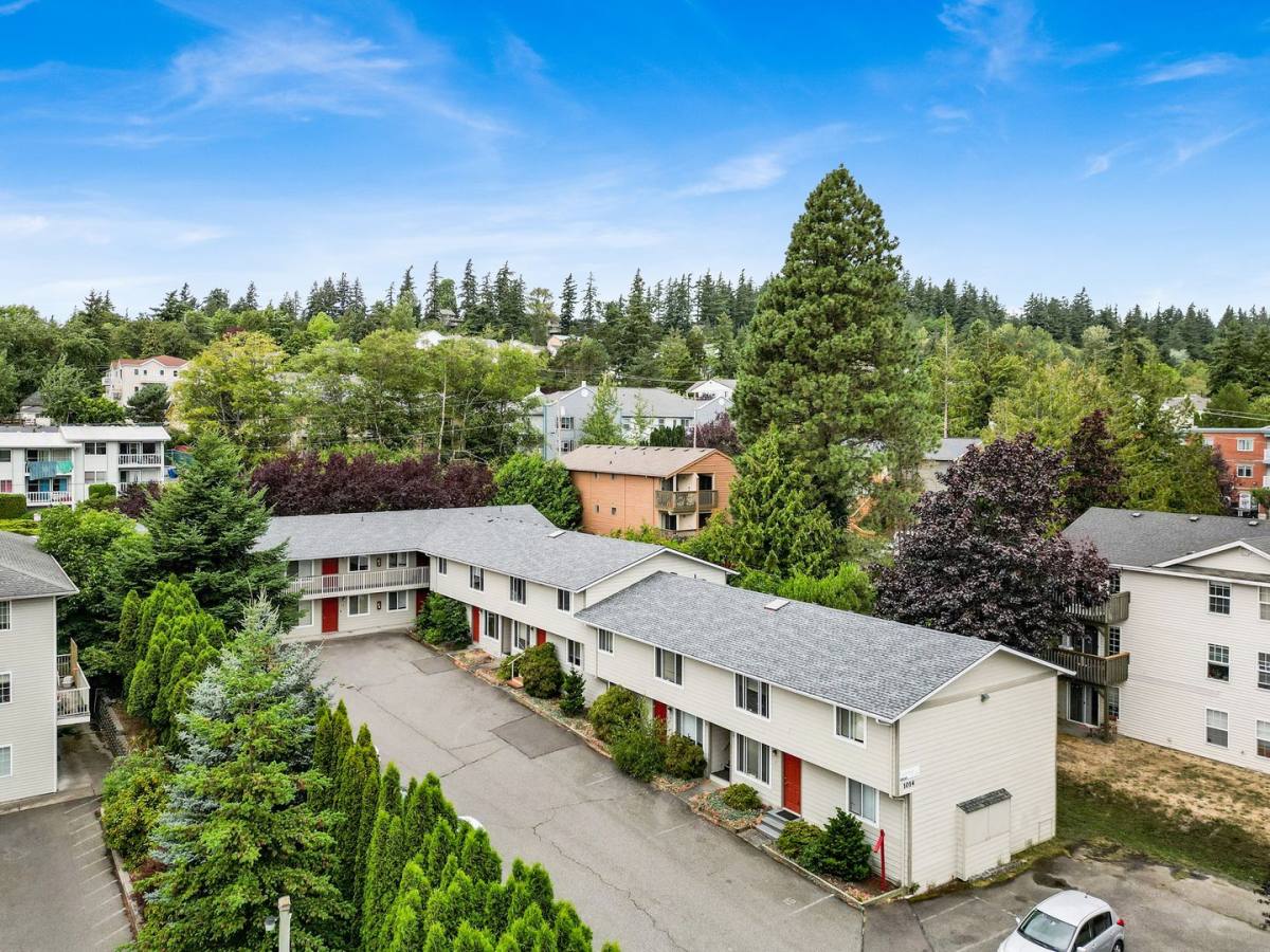 Apartment for rent at 1014 23rd St, Bellingham, WA 98225