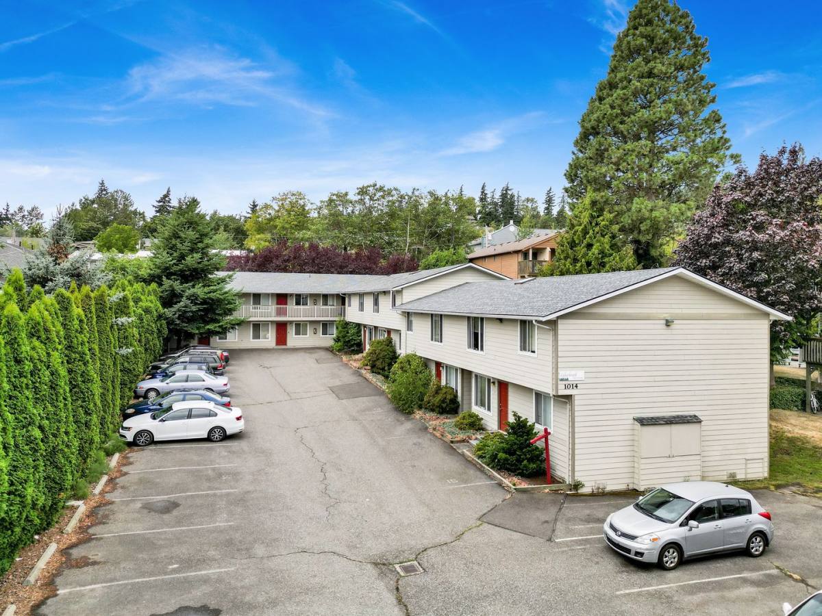 Apartment for rent at 1014 23rd St, Bellingham, WA 98225
