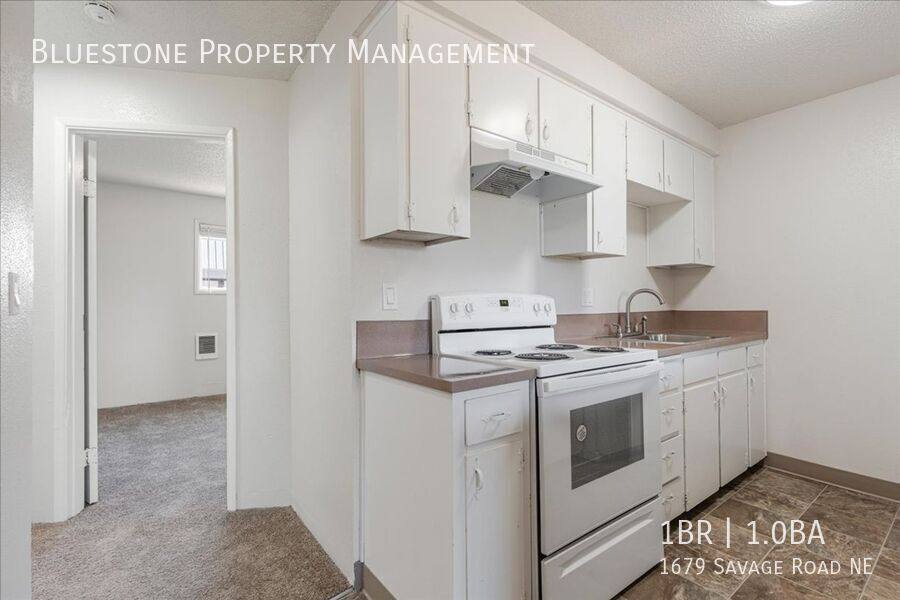 Apartment for rent at 1679 Savage Rd NE, Salem, OR 97301