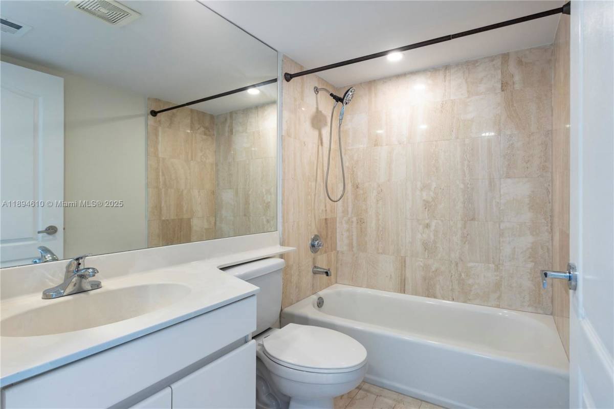Apartment for rent at 1800 Sunset Harbour Dr, Miami Beach, FL 33139