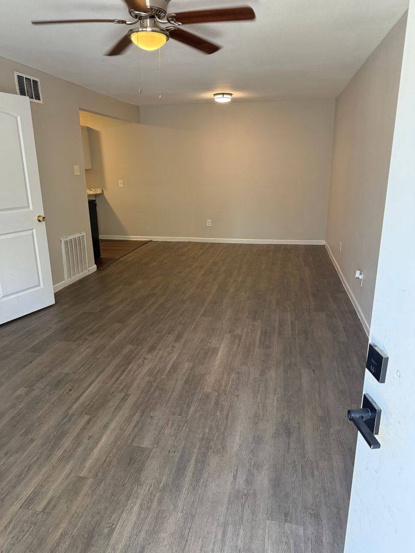 Apartment for rent at 813 & 825 E Carson St, San Antonio, TX 78208