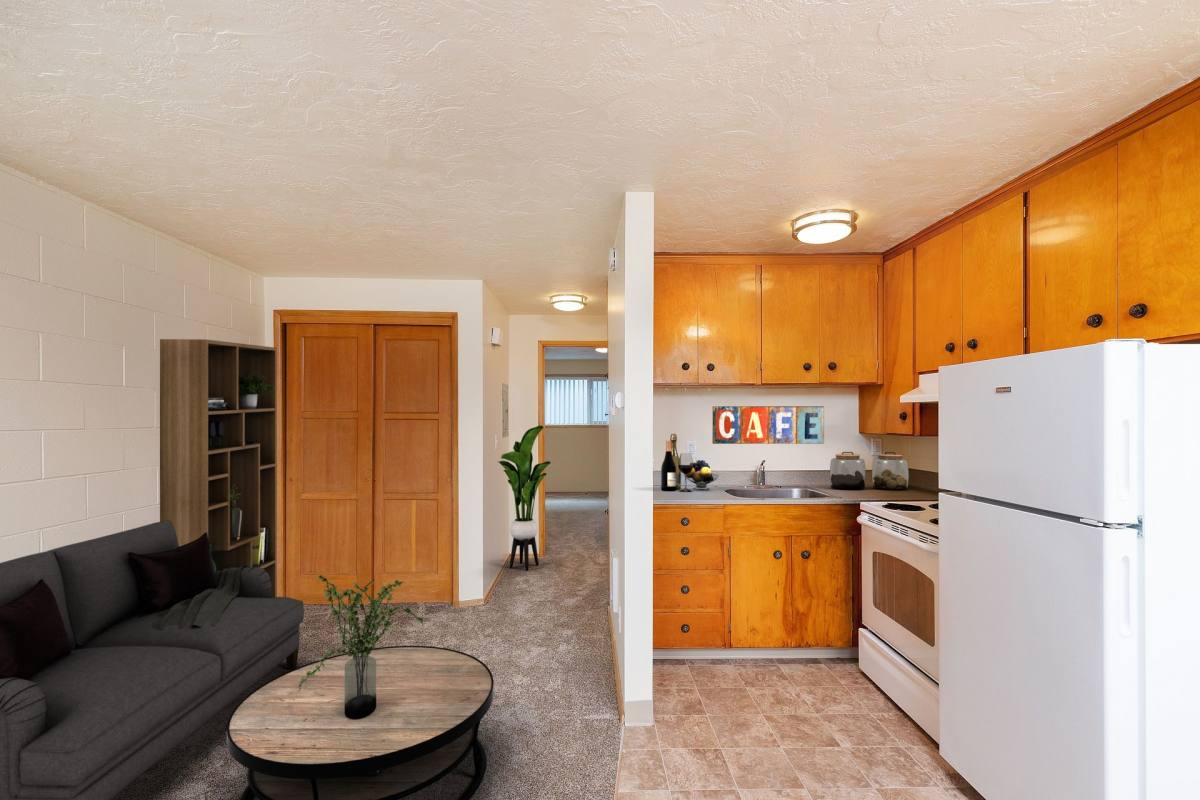 Apartment for rent at 920 John Adams St, Oregon City, OR 97045