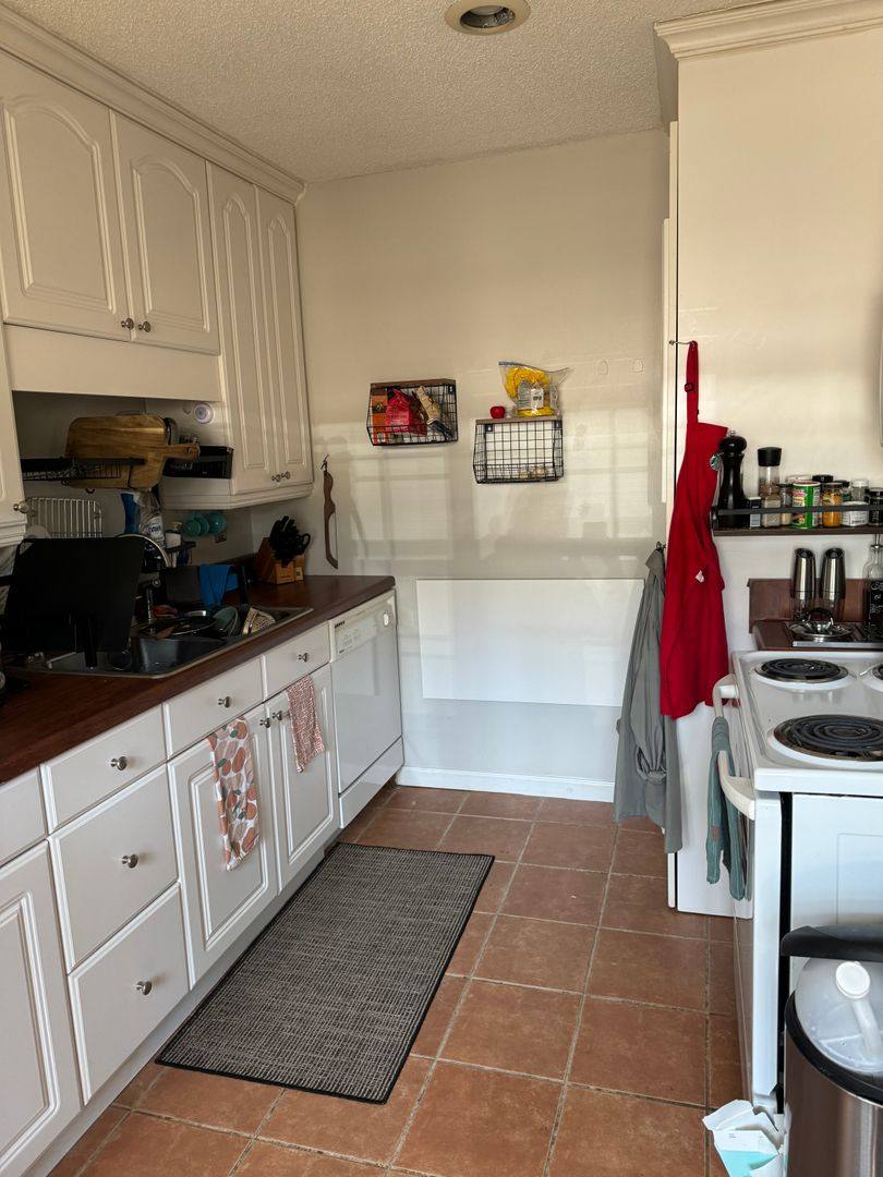 Apartment for rent at 2216 Church St, Oxford, MS 38655