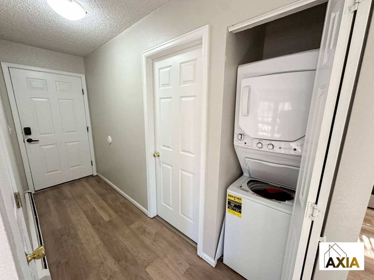 Apartment for rent at 19th & Canyon, Boulder, CO 80302