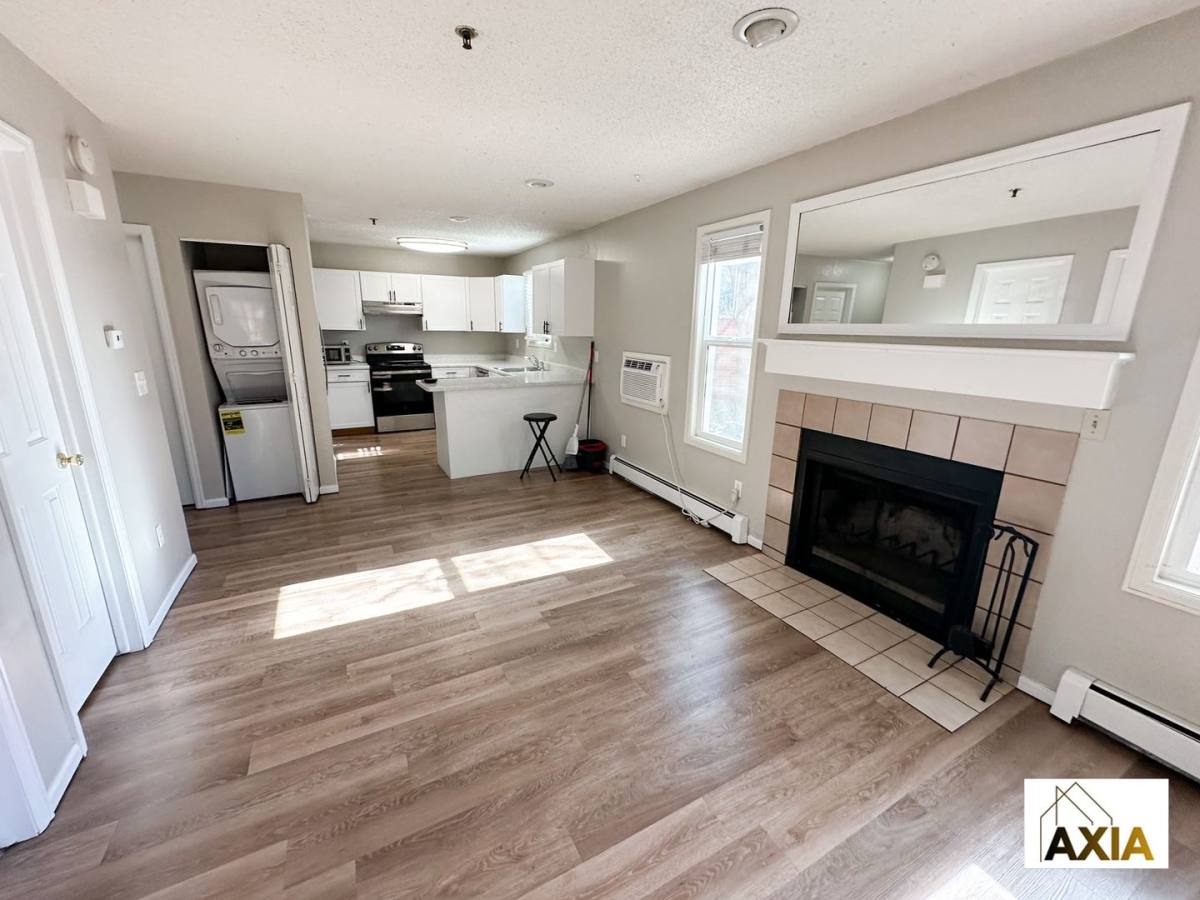 Apartment for rent at 19th & Canyon, Boulder, CO 80302