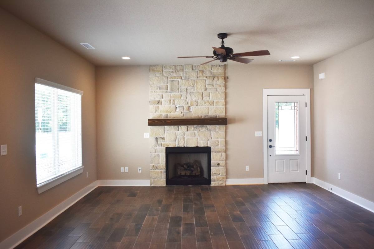 House for rent at 723 N Salem Rd, Fayetteville, AR 72704
