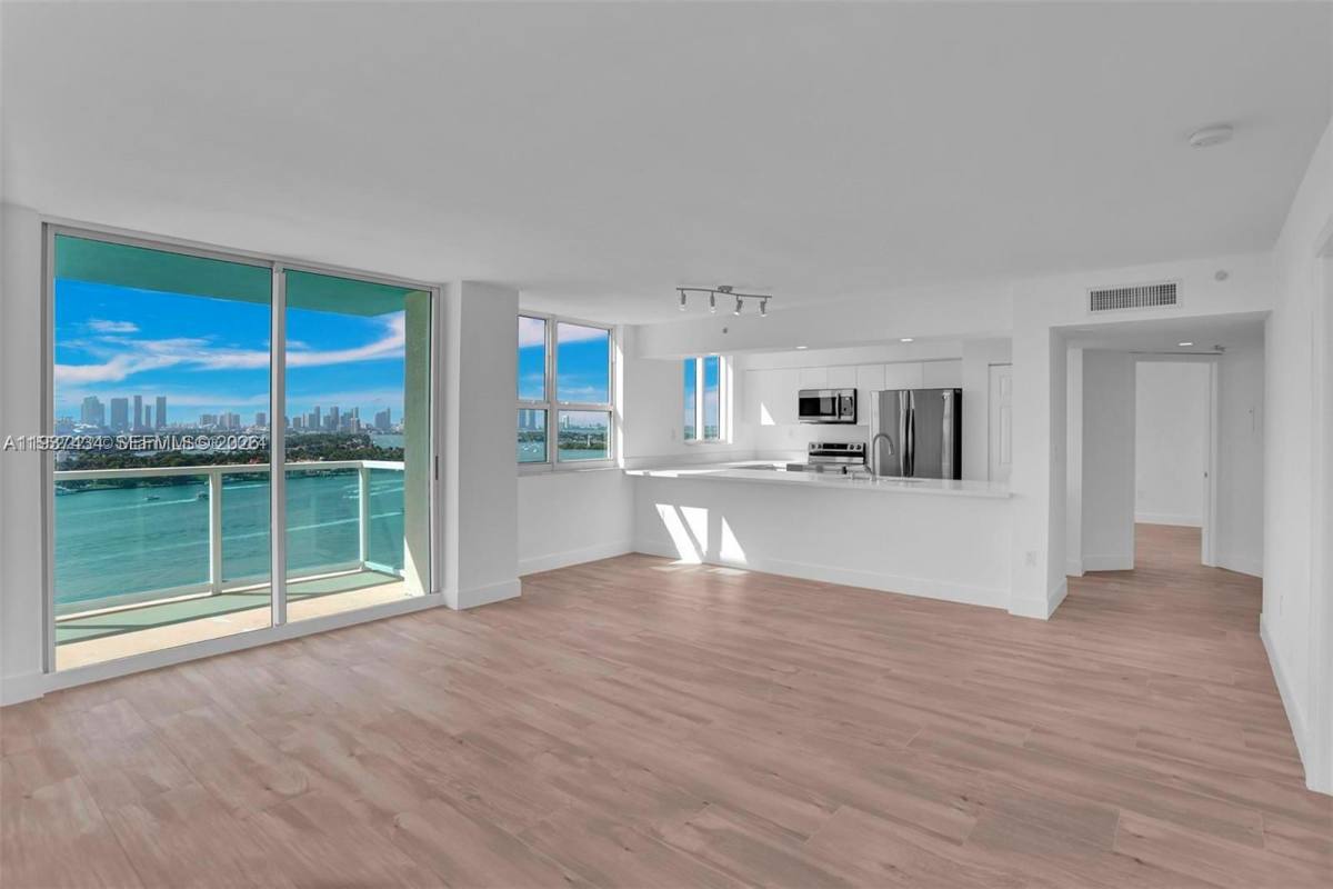Apartment for rent at 650 W Ave #2001, Miami Beach, FL 33139