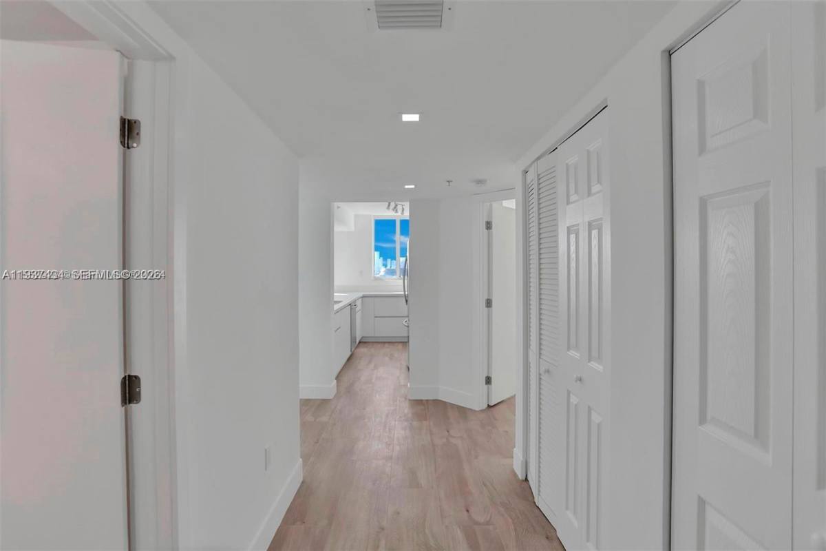 Apartment for rent at 650 W Ave #2001, Miami Beach, FL 33139
