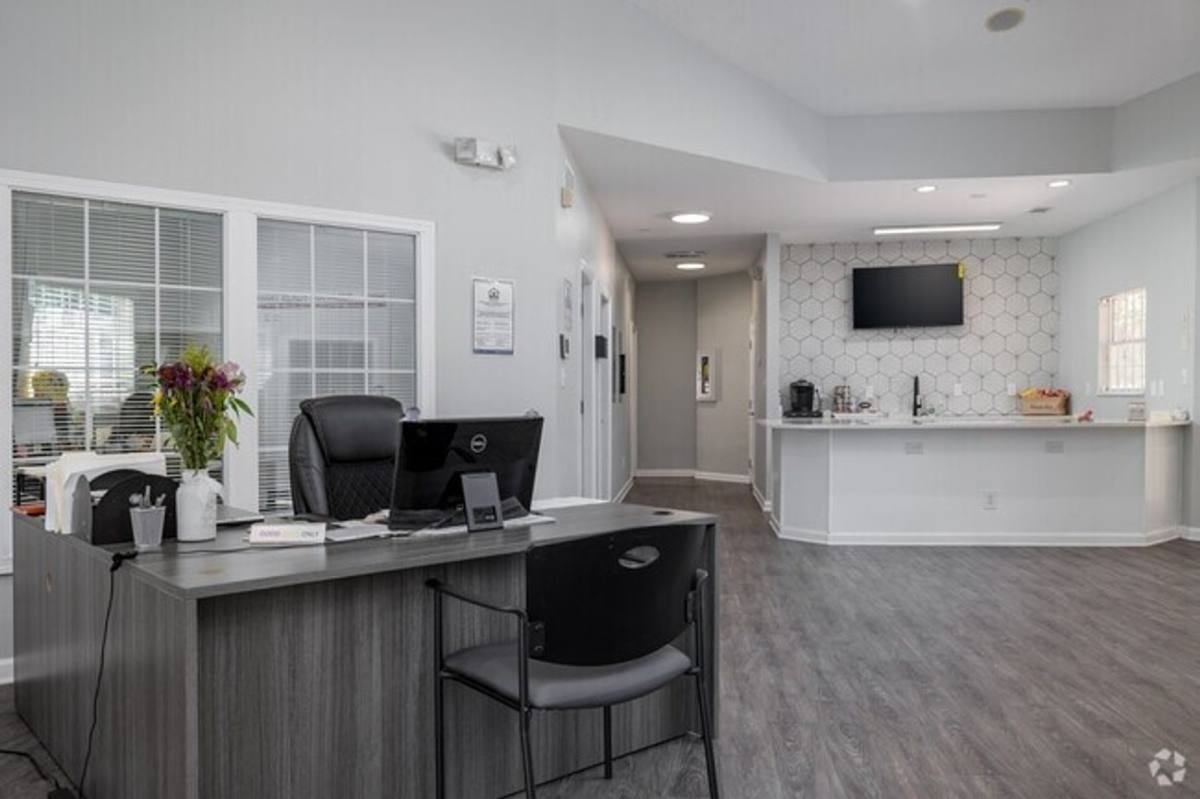 Apartment for rent at 1900 Stanton Delowe Dr, Atlanta, GA 30344