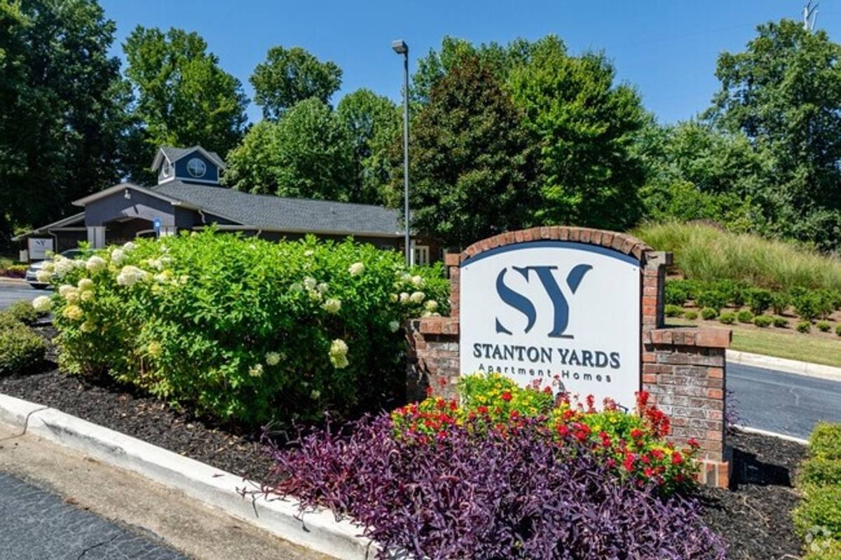 Apartment for rent at 1900 Stanton Delowe Dr, Atlanta, GA 30344
