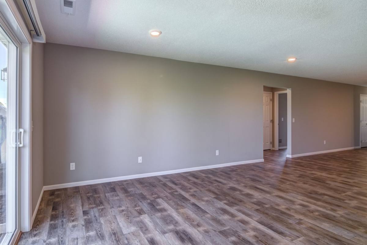 Townhouse for rent at 1657-B Gunston Dr, New Richmond, WI 54017
